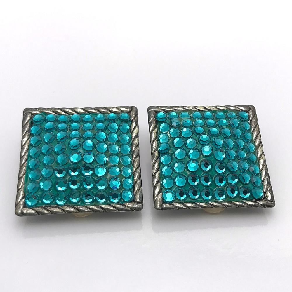 Richard Kerr Rhinestone Earrings - Picture 5 of 8
